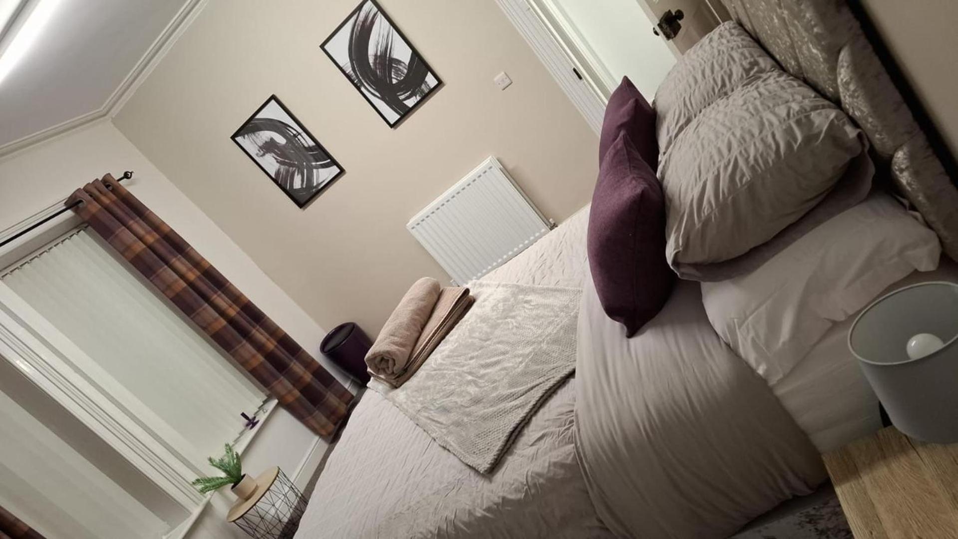 3 Bed Cozy Antrim Apartment With Great Views Exterior photo